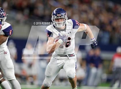 Thumbnail 2 in Shadow Creek vs. Ryan (UIL 5A Division 1 Final) photogallery.