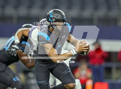 Thumbnail 3 in Shadow Creek vs. Ryan (UIL 5A Division 1 Final) photogallery.