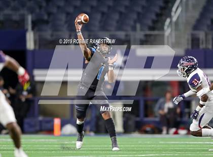 Thumbnail 3 in Shadow Creek vs. Ryan (UIL 5A Division 1 Final) photogallery.