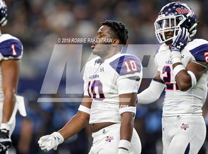 Thumbnail 1 in Shadow Creek vs. Ryan (UIL 5A Division 1 Final) photogallery.