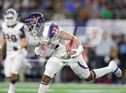 Thumbnail 3 in Shadow Creek vs. Ryan (UIL 5A Division 1 Final) photogallery.