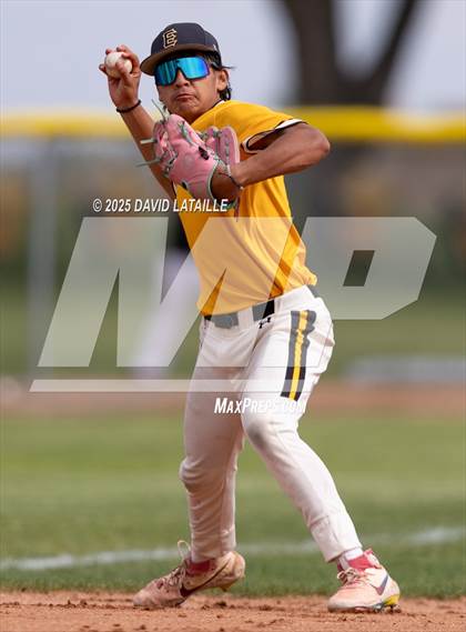 Thumbnail 3 in Pueblo East @ Grand Junction (CHSAA 4A Regionals Round 1) photogallery.