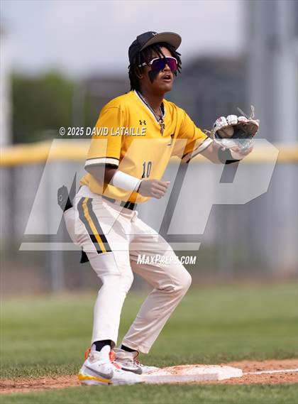 Thumbnail 3 in Pueblo East @ Grand Junction (CHSAA 4A Regionals Round 1) photogallery.
