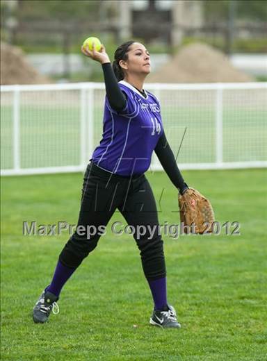 null - Photo 01