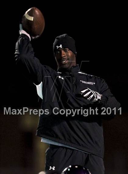 Thumbnail 3 in West Memphis vs. Fayetteville (AAA 7A Quarterfinal) photogallery.