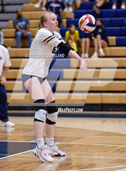 Thumbnail 1 in Mount Vernon vs. Whitefield Academy (GHSA 1A Semifinal) photogallery.