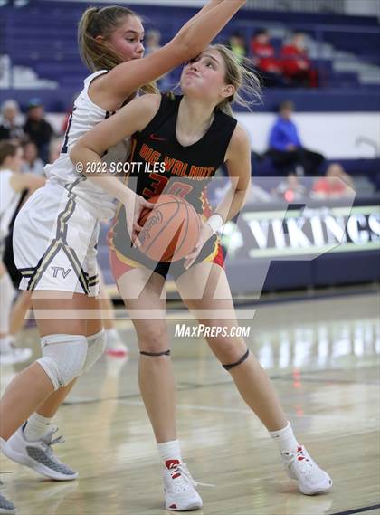 Thumbnail 2 in Big Walnut @ Teays Valley photogallery.