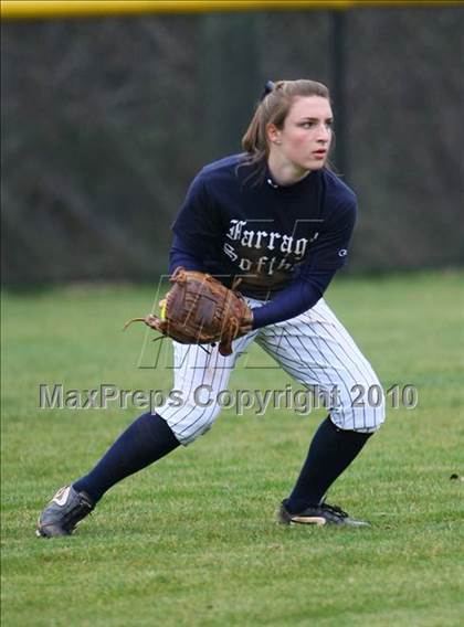 Thumbnail 3 in Gibbs vs Farragut photogallery.