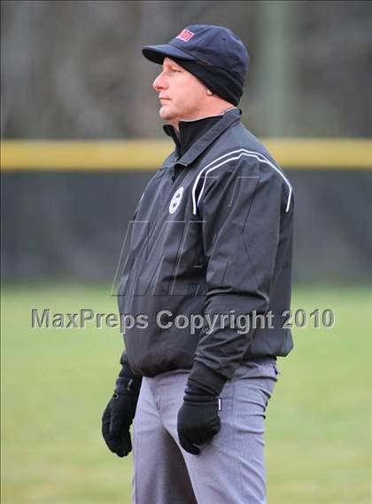 Thumbnail 3 in Gibbs vs Farragut photogallery.