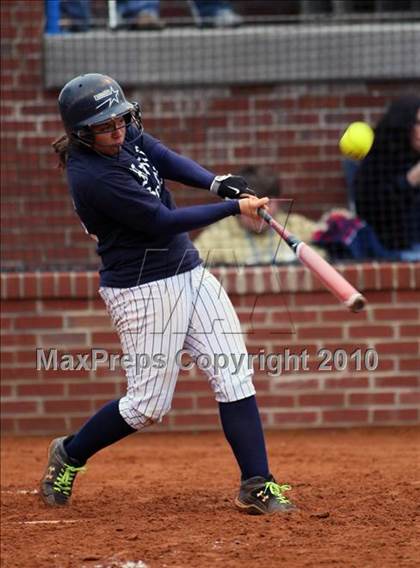 Thumbnail 1 in Gibbs vs Farragut photogallery.