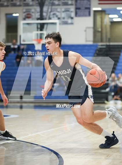 Thumbnail 2 in Bemidji vs. Moorhead photogallery.