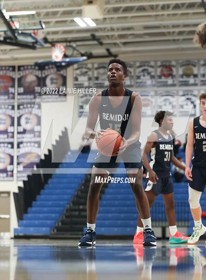 Thumbnail 2 in Bemidji vs. Moorhead photogallery.