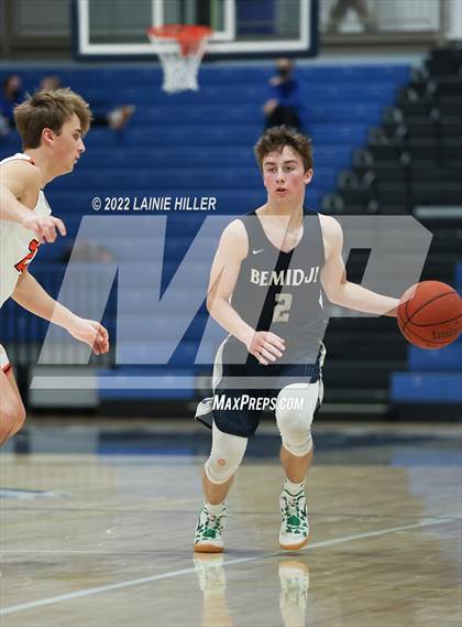 Thumbnail 1 in Bemidji vs. Moorhead photogallery.