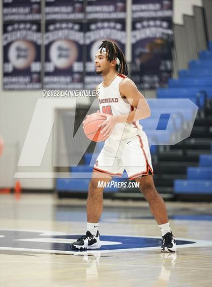 Thumbnail 2 in Bemidji vs. Moorhead photogallery.