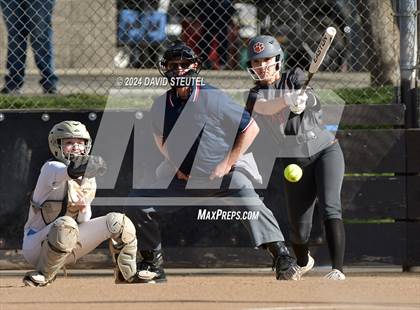 Thumbnail 1 in Roseville vs. Oakmont (Stephanie LeDoux Tournament) photogallery.