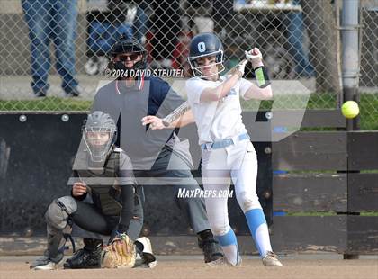 Thumbnail 1 in Roseville vs. Oakmont (Stephanie LeDoux Tournament) photogallery.