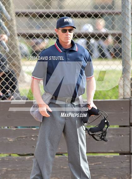 Thumbnail 3 in Roseville vs. Oakmont (Stephanie LeDoux Tournament) photogallery.