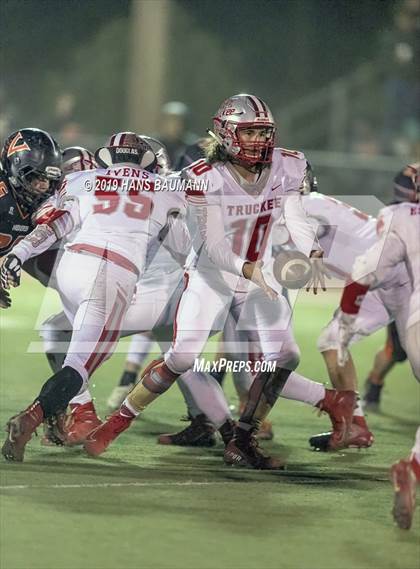 Thumbnail 2 in Fernley vs. Truckee  (NIAA 3A Northern Semifinal) photogallery.