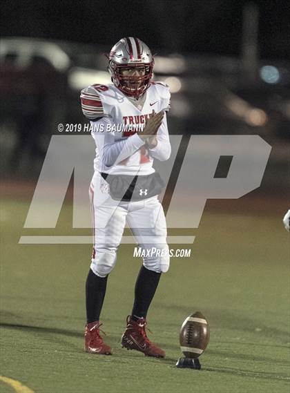 Thumbnail 2 in Fernley vs. Truckee  (NIAA 3A Northern Semifinal) photogallery.