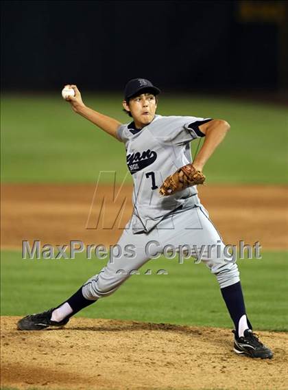 Thumbnail 3 in McNeil vs. Bryan (UIL 5A Regional Semifinal) photogallery.