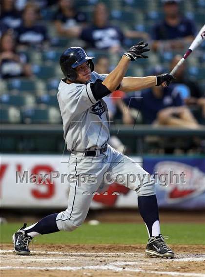 Thumbnail 3 in McNeil vs. Bryan (UIL 5A Regional Semifinal) photogallery.