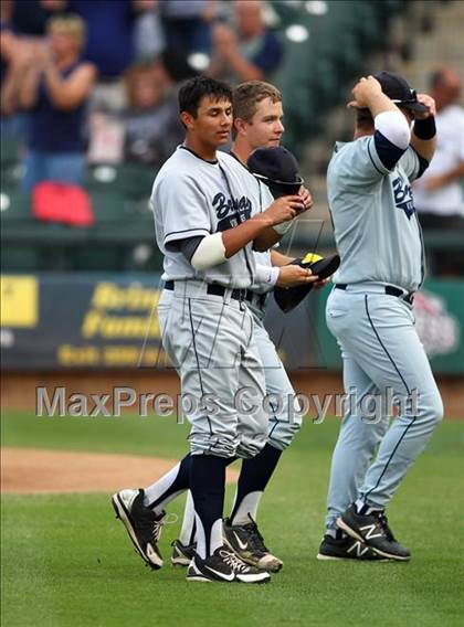 Thumbnail 2 in McNeil vs. Bryan (UIL 5A Regional Semifinal) photogallery.