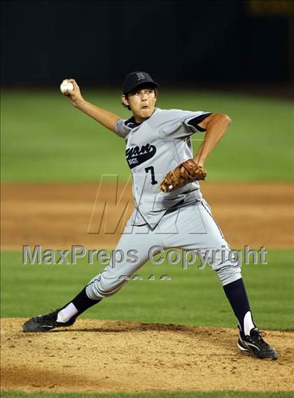 Thumbnail 2 in McNeil vs. Bryan (UIL 5A Regional Semifinal) photogallery.