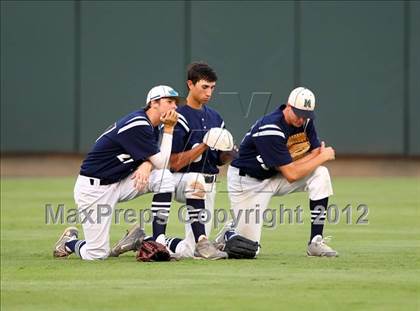 Thumbnail 3 in McNeil vs. Bryan (UIL 5A Regional Semifinal) photogallery.