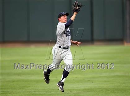 Thumbnail 1 in McNeil vs. Bryan (UIL 5A Regional Semifinal) photogallery.