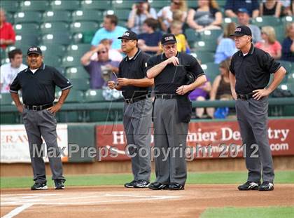 Thumbnail 2 in McNeil vs. Bryan (UIL 5A Regional Semifinal) photogallery.