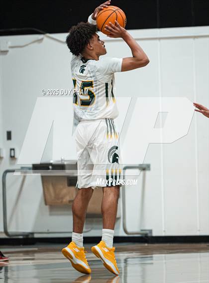 Thumbnail 2 in Damien vs. Servite photogallery.