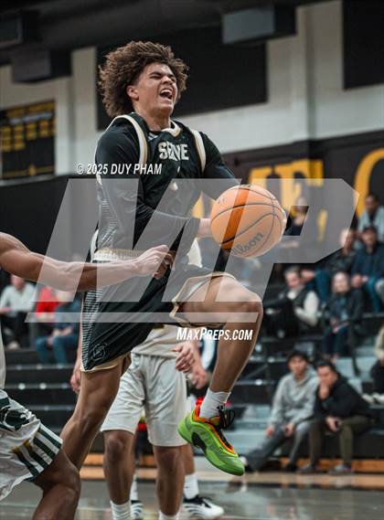 Thumbnail 2 in Damien vs. Servite photogallery.