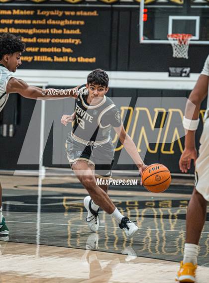 Thumbnail 2 in Damien vs. Servite photogallery.