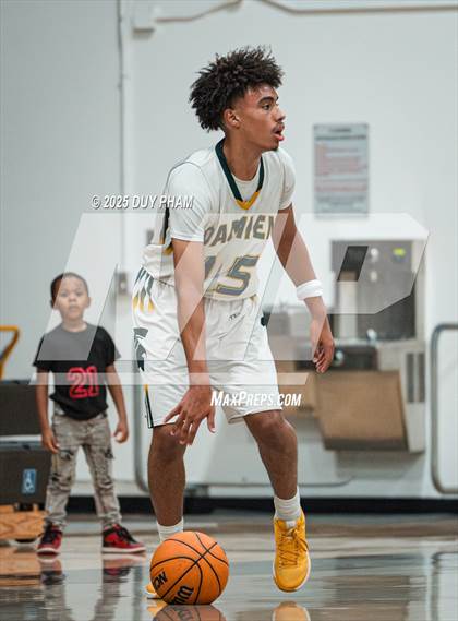 Thumbnail 1 in Damien vs. Servite photogallery.