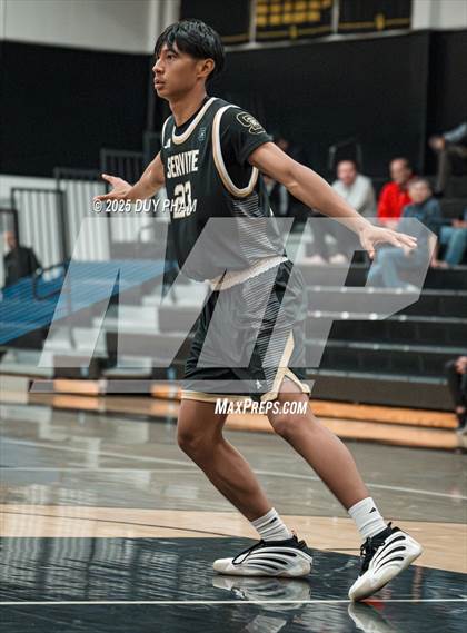 Thumbnail 1 in Damien vs. Servite photogallery.