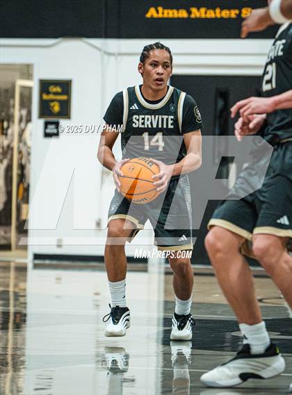 Thumbnail 1 in Damien vs. Servite photogallery.