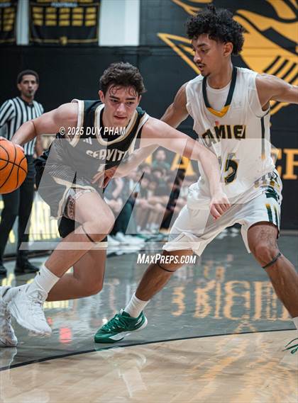 Thumbnail 2 in Damien vs. Servite photogallery.