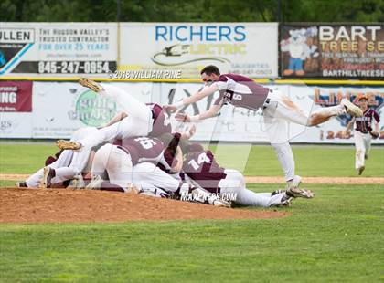 Thumbnail 1 in Warwick vs Kingston (Section 9 Class AA Final) photogallery.