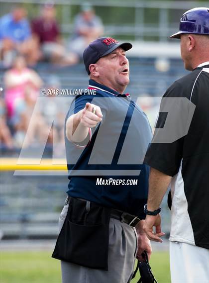 Thumbnail 3 in Warwick vs Kingston (Section 9 Class AA Final) photogallery.