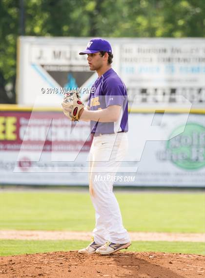 Thumbnail 1 in Warwick vs Kingston (Section 9 Class AA Final) photogallery.