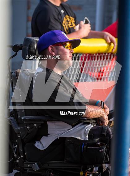 Thumbnail 2 in Warwick vs Kingston (Section 9 Class AA Final) photogallery.