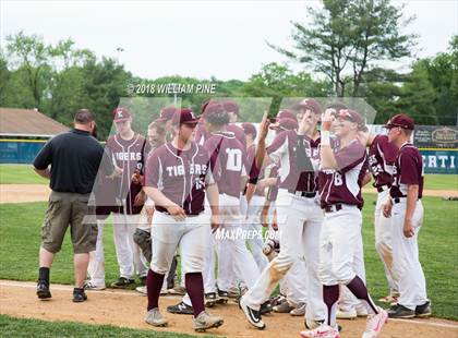 Thumbnail 1 in Warwick vs Kingston (Section 9 Class AA Final) photogallery.