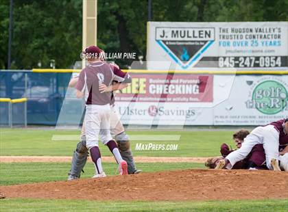 Thumbnail 2 in Warwick vs Kingston (Section 9 Class AA Final) photogallery.