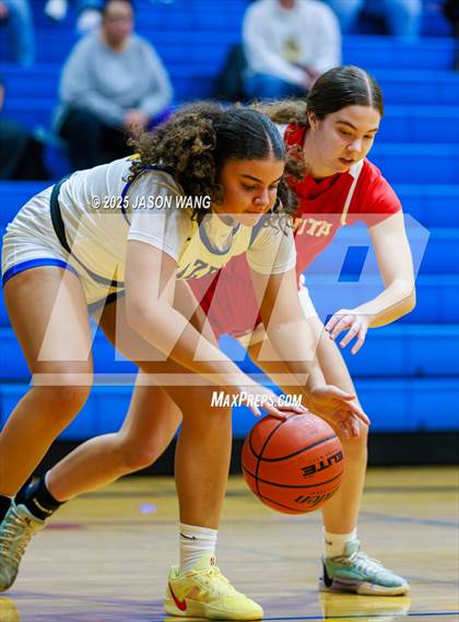 Thumbnail 1 in Juanita @ Hazen photogallery.