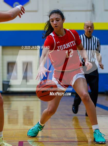 Thumbnail 1 in Juanita @ Hazen photogallery.