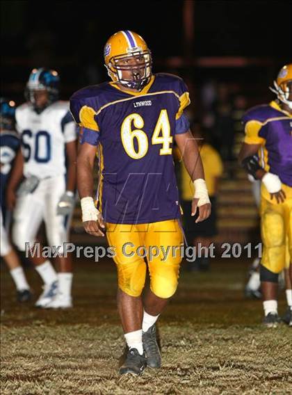 Thumbnail 3 in Lynwood vs. Palisades photogallery.