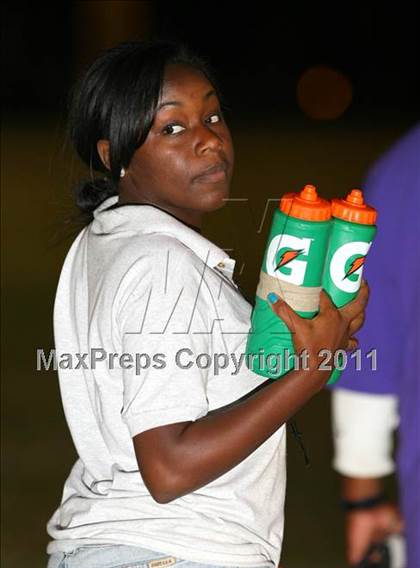 Thumbnail 2 in Lynwood vs. Palisades photogallery.