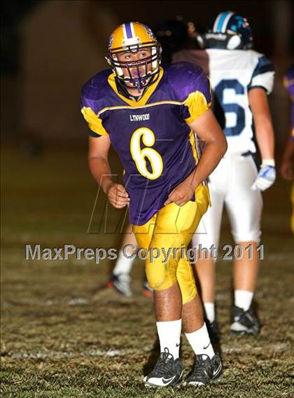 Thumbnail 3 in Lynwood vs. Palisades photogallery.