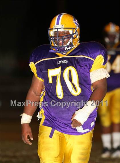 Thumbnail 2 in Lynwood vs. Palisades photogallery.