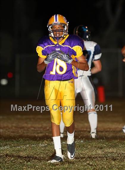 Thumbnail 1 in Lynwood vs. Palisades photogallery.